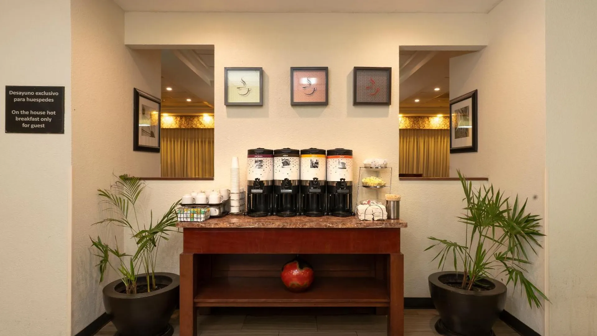 Hampton Inn By Hilton Guadalajara-Aeropuerto Hotel Guadalajara