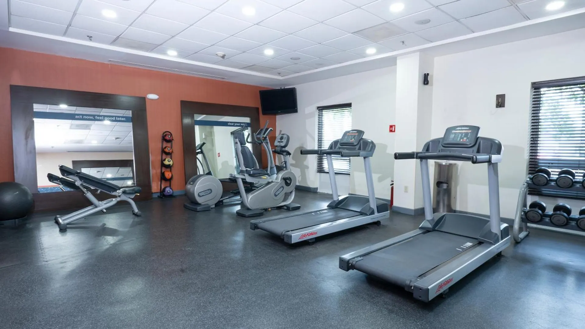 Hotel Hampton Inn By Hilton Guadalajara-Aeropuerto
