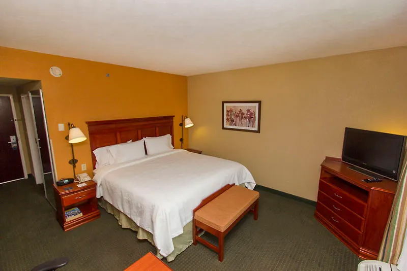 *** Hotel Hampton Inn By Hilton Guadalajara-Aeropuerto Mexico